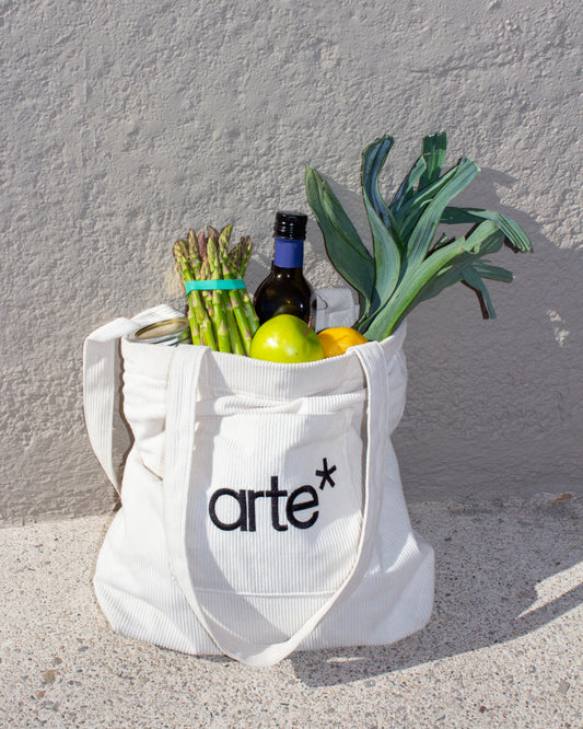arte* tote front